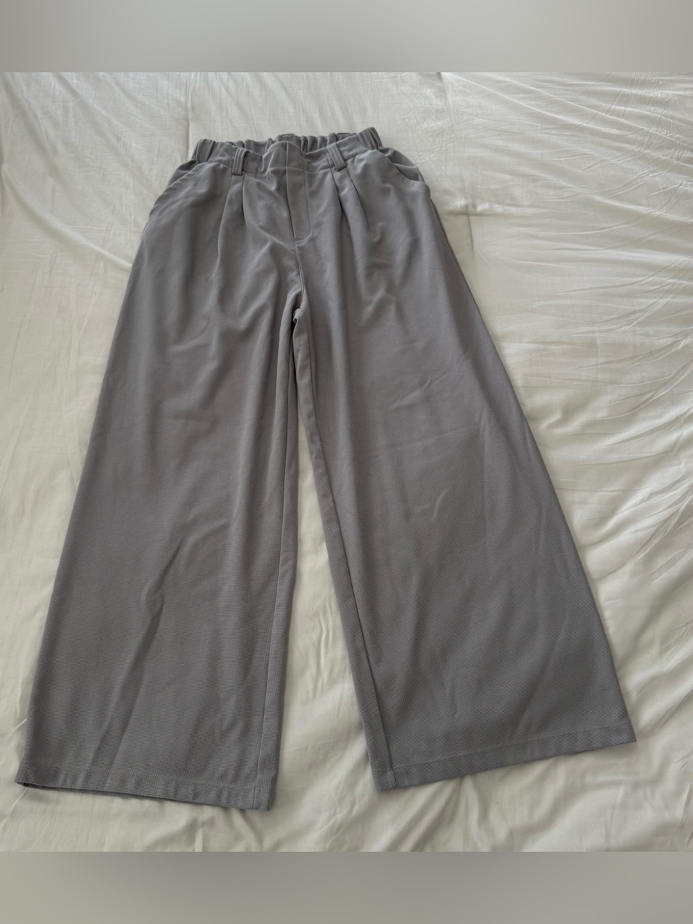 Halara Wide-Leg Waffle Pants in Light Gray size M Regular